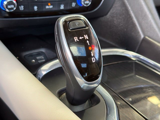 Used 2020 Includes Pitch Dark Night lower exterior accent color.) Buick Premium image 28