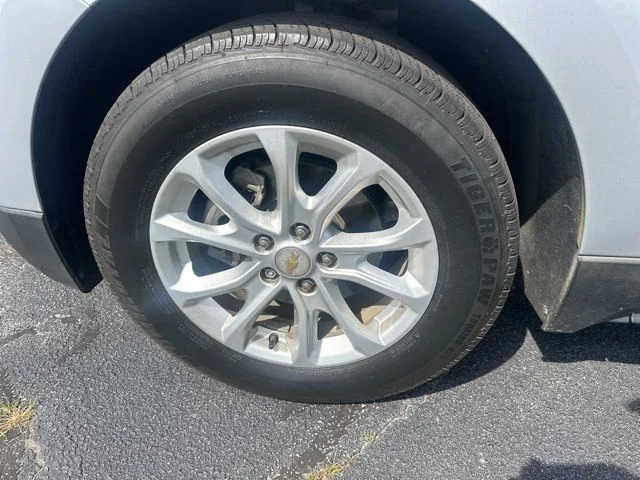 Used 2019 Silver Chevrolet LT image 7