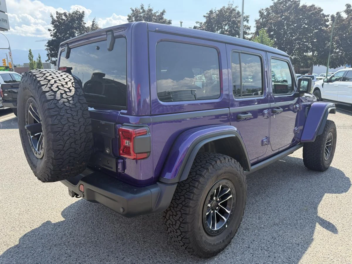 New 2026 reign (pht) Jeep Rubicon X image 7