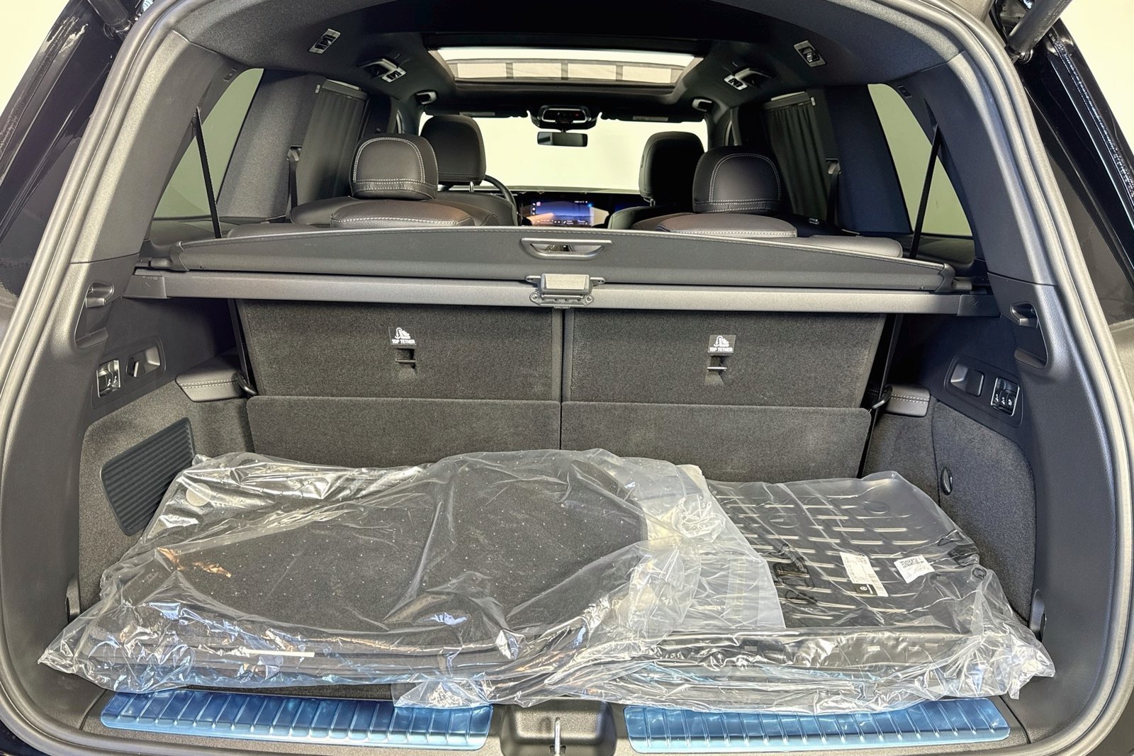 New 2027 Black Mercedes-Benz GLS 450 image 24