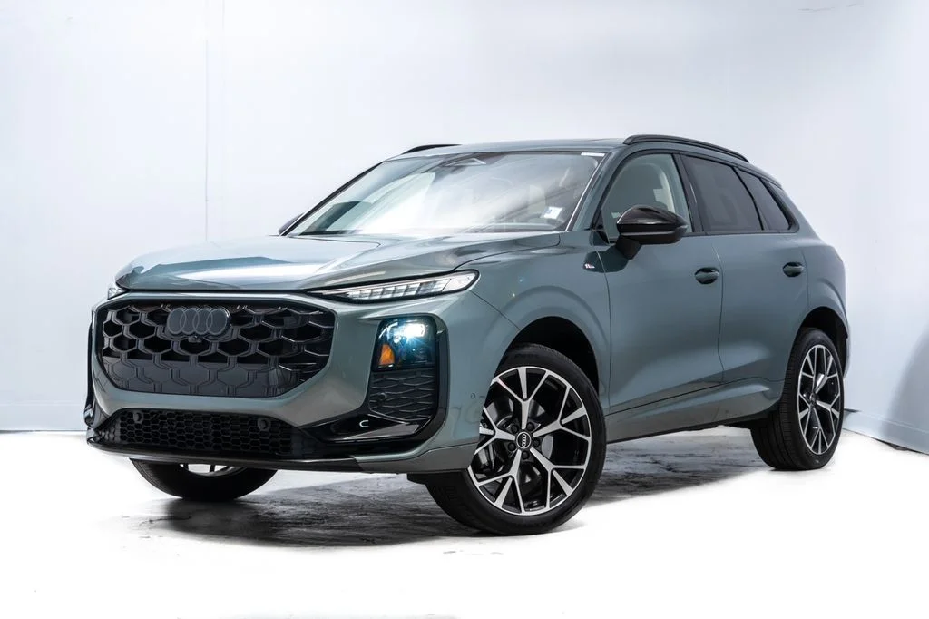 2026 Audi Q3 S line quattro's photo