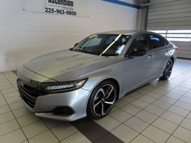 1HGCV1F30NA088220