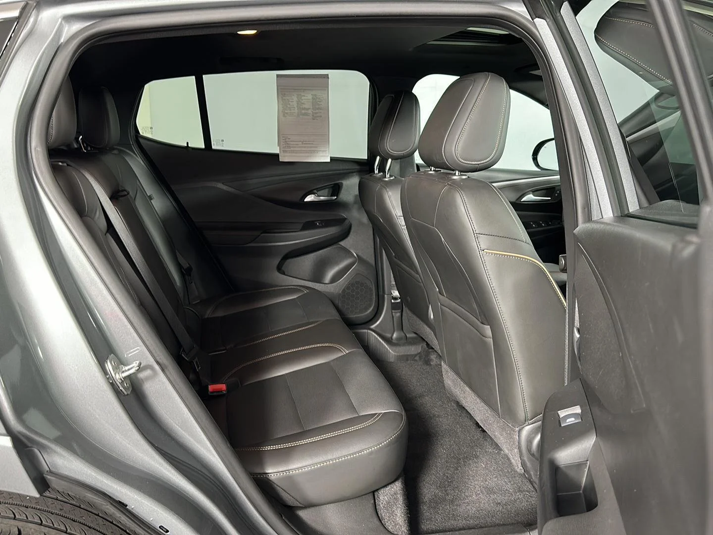 Used 2024 Moonstone Gray Metallic Buick Avenir image 27