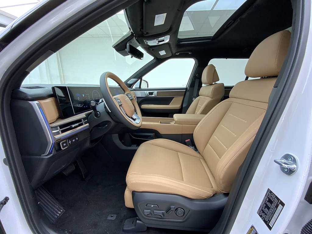 New 2027 Serenity White Pearl Hyundai Calligraphy image 12