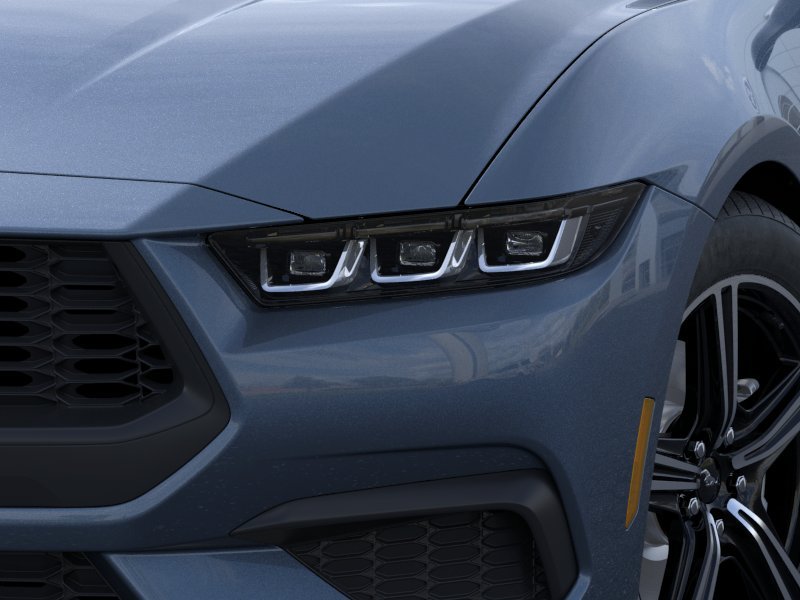 2025 Ford Mustang EcoBoost Fastback - Photo 38