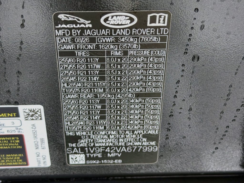 New 2027 Carpathian Grey Land Rover  image 34