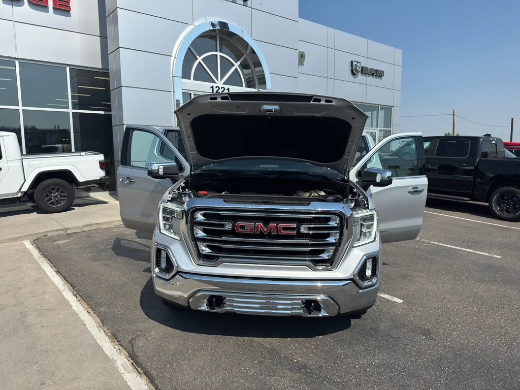 Used 2021 Quicksilver Metallic GMC SLT image 22