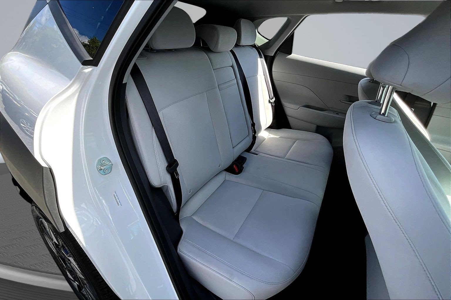 Certified Used 2025 White Hyundai SEL image 23