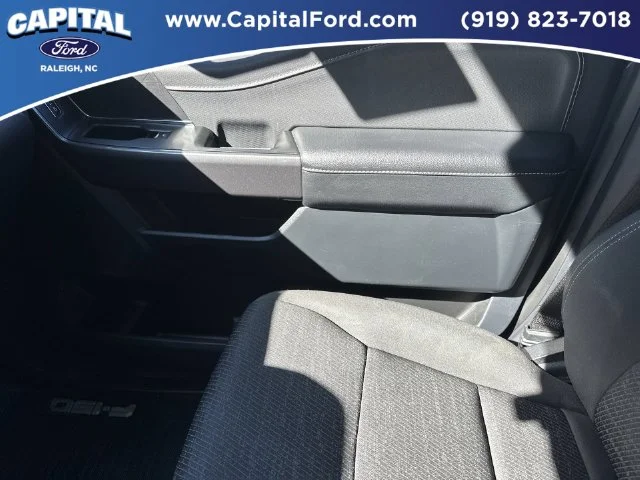 Used 2023 Blue Ford XLT image 28