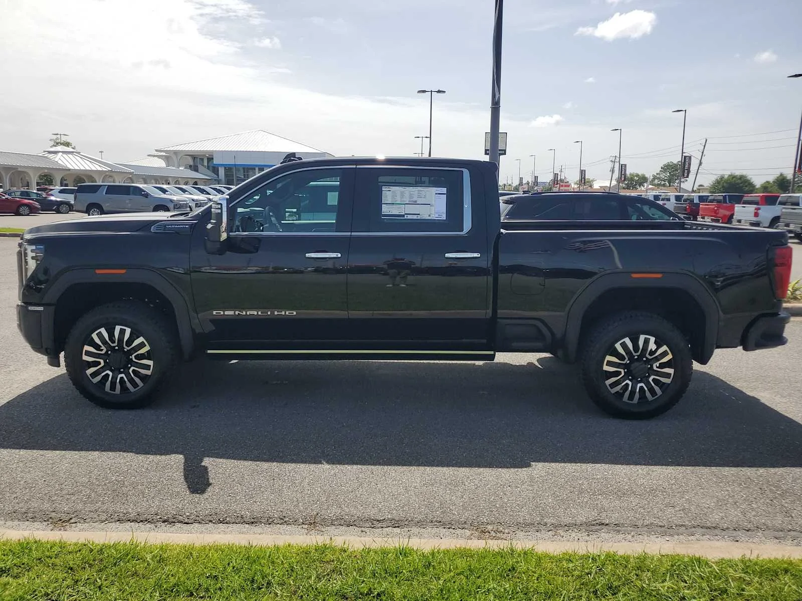 New 2026 Onyx Black GMC Denali Ultimate image 2