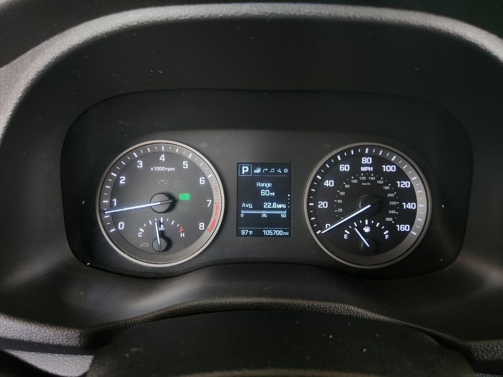 Used 2016 Ash Black Hyundai SE image 17