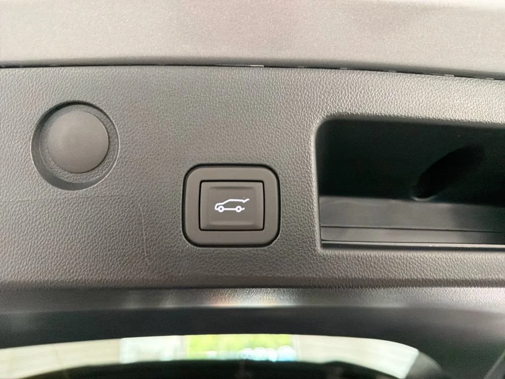 New 2027 Sterling Gray Metallic Chevrolet RS image 9