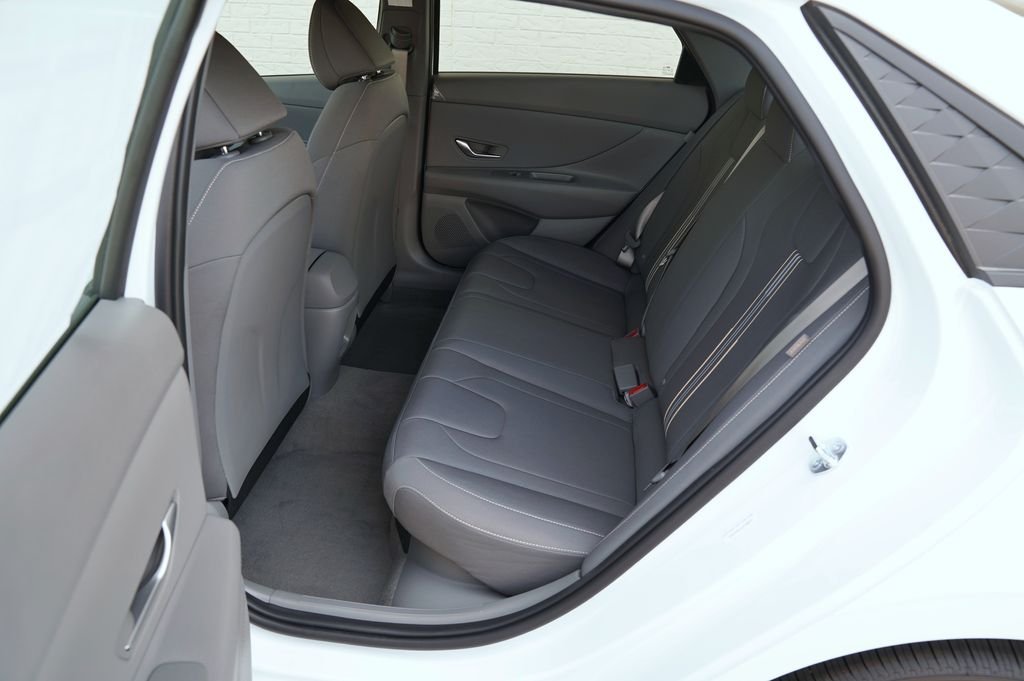 New 2026 Serenity White Pearl Hyundai SEL Sport image 48