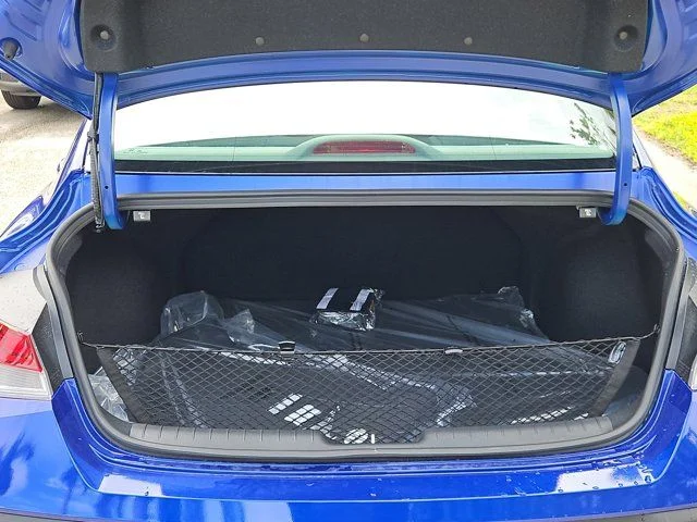 2025 Hyundai Elantra Blue - Photo 6