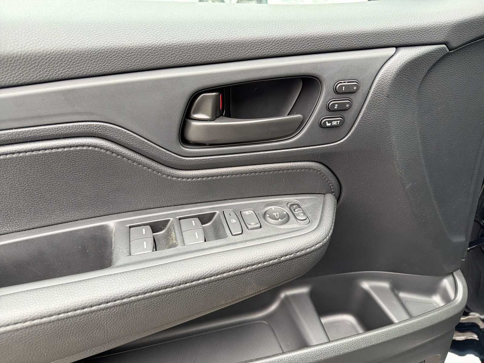 2026 Honda Odyssey EX-L - Photo 22