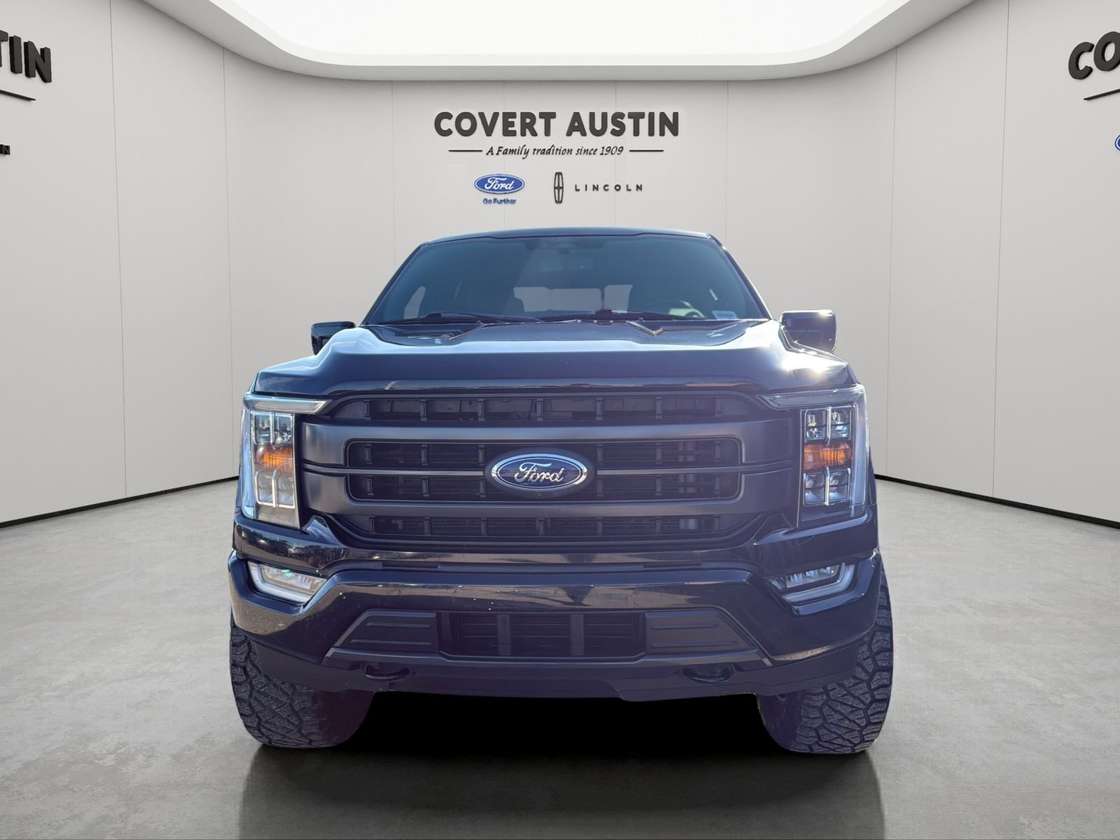 Used 2022 Black Ford Lariat image 16