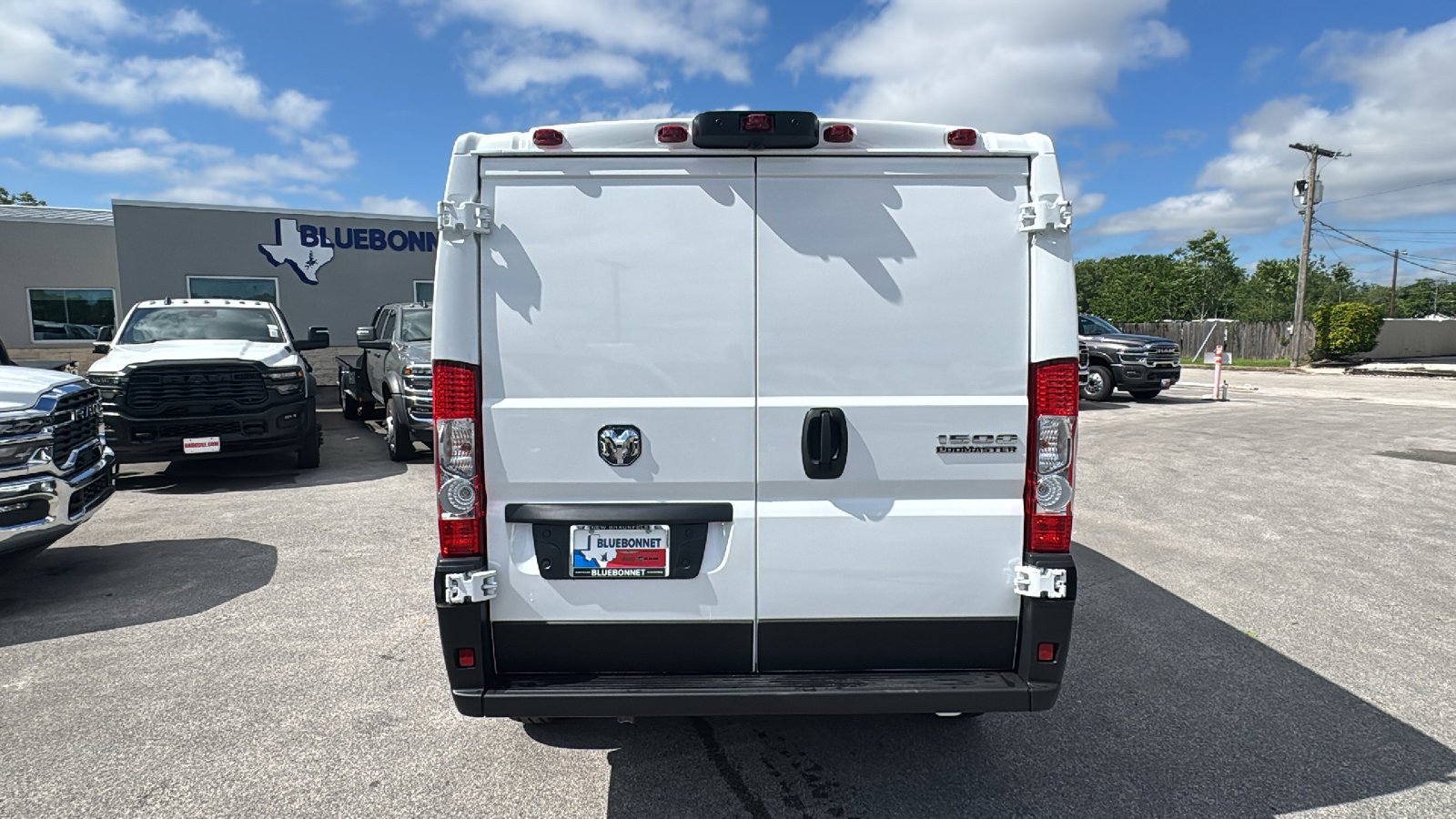 New 2026 Bright White Clear-Coat Exterior Paint RAM Tradesman image 6