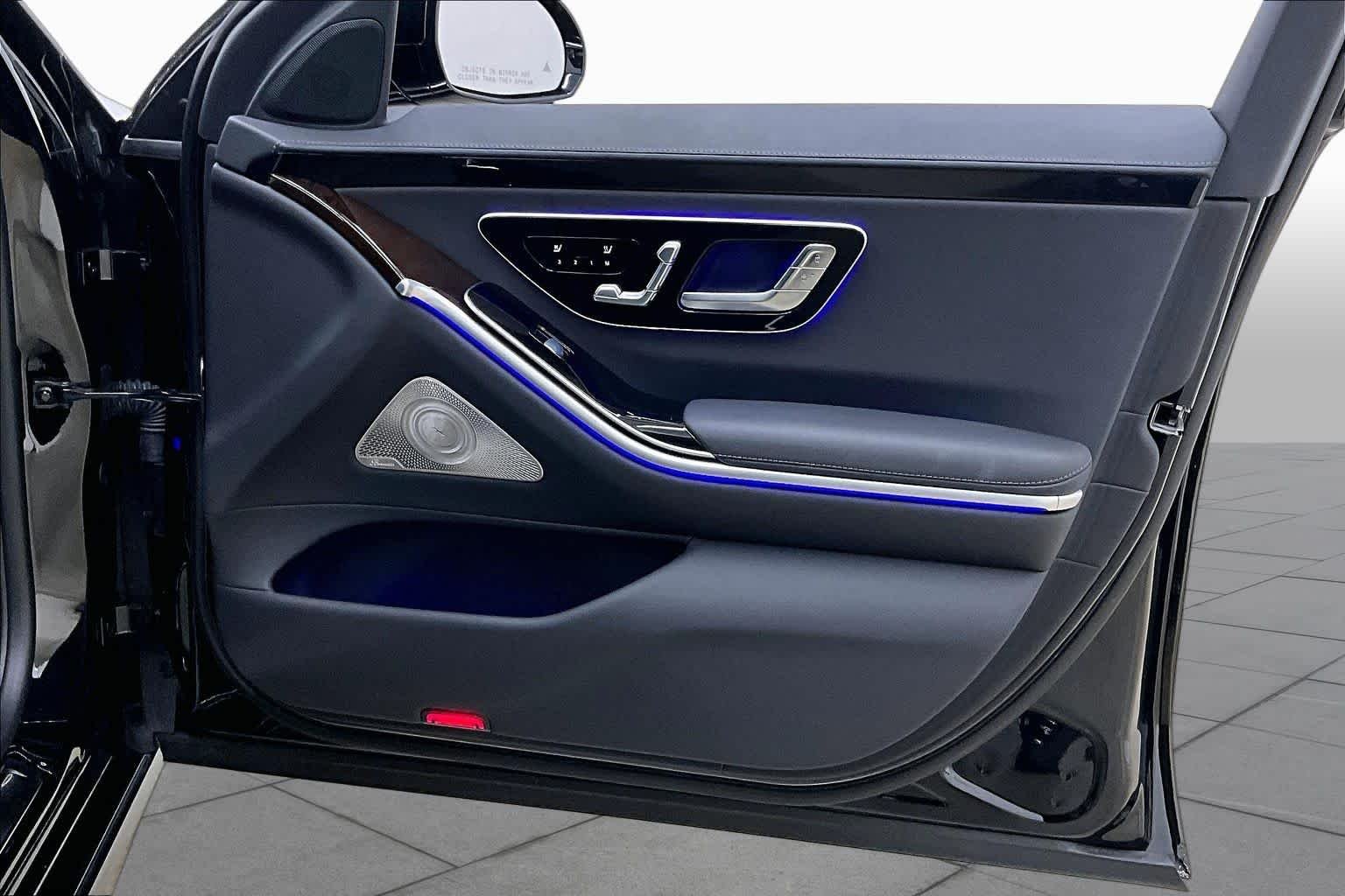 Certified Used 2025 Black Mercedes-Benz S 500 image 26