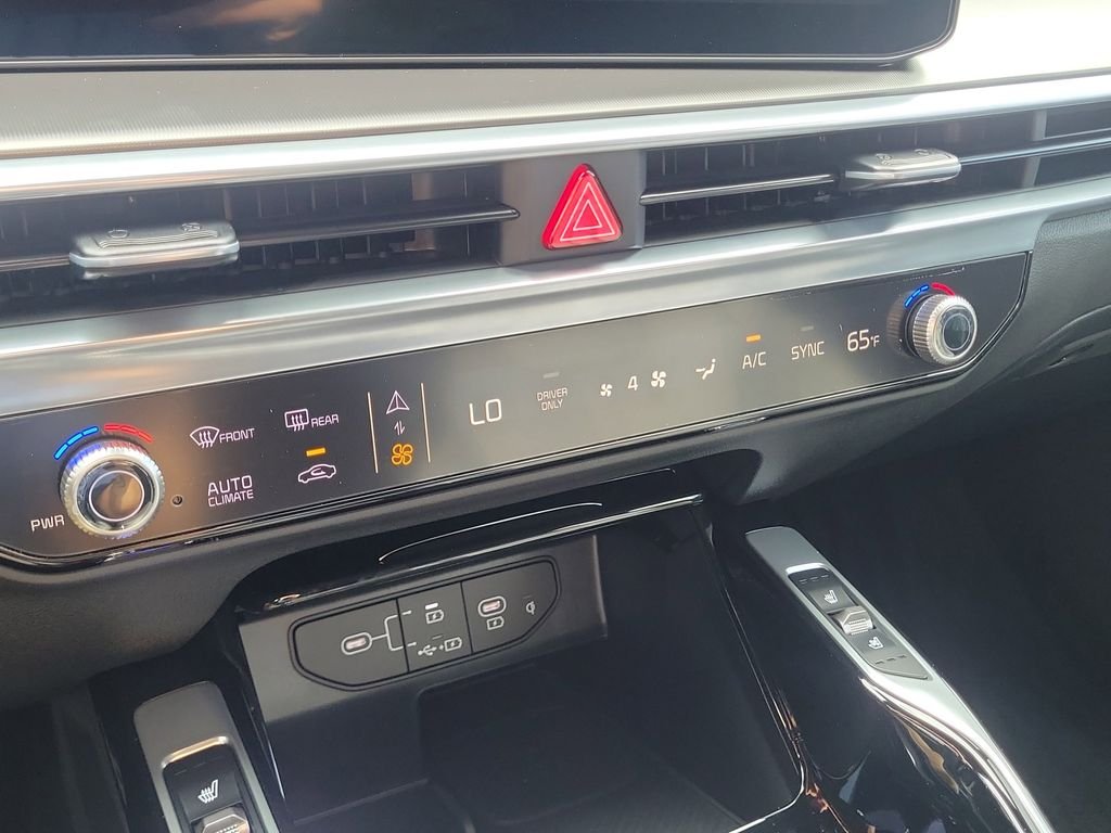 New 2026 Green Kia X-Line SX Prestige image 34