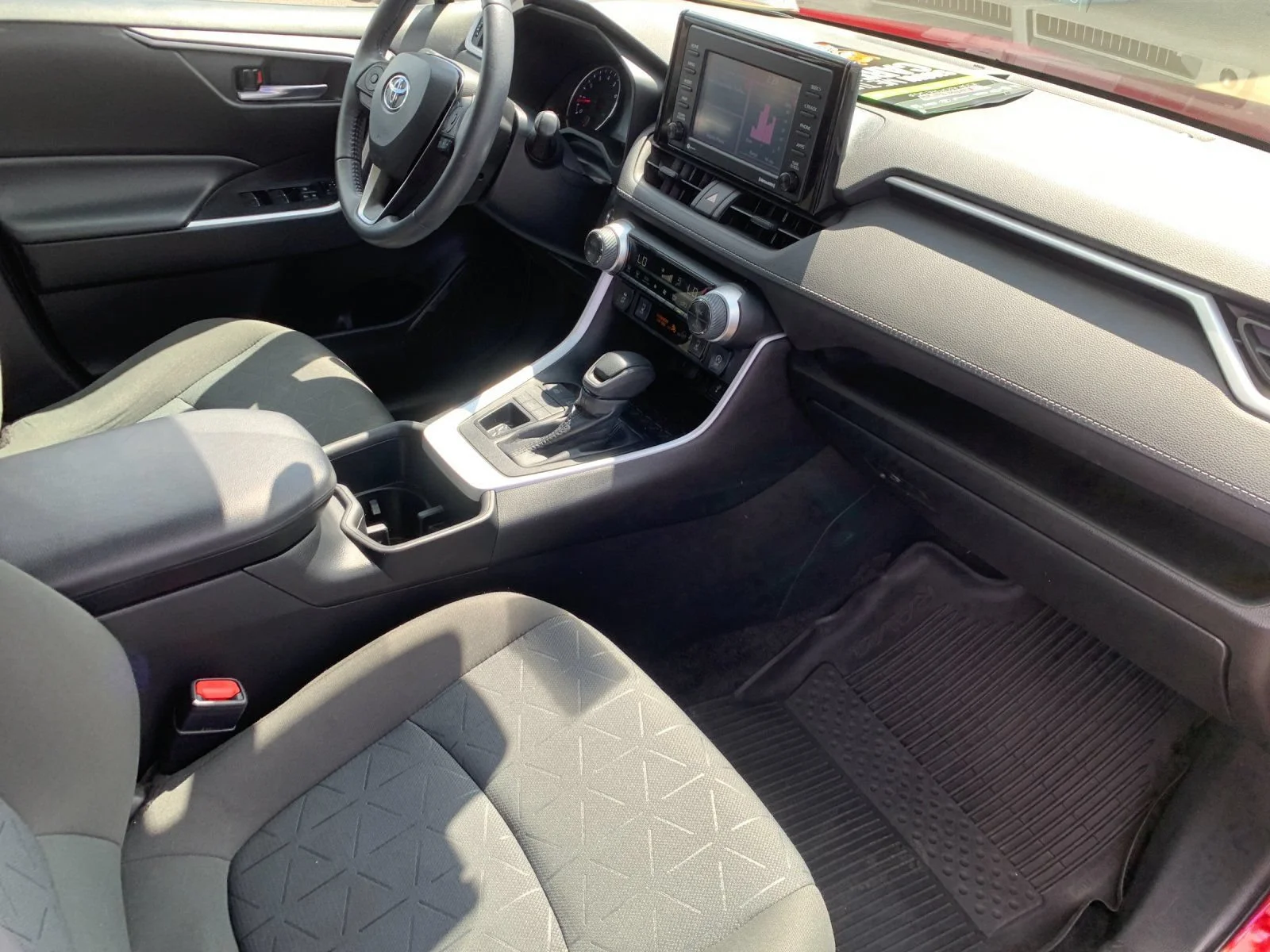 Used 2022 Red Toyota XLE image 17