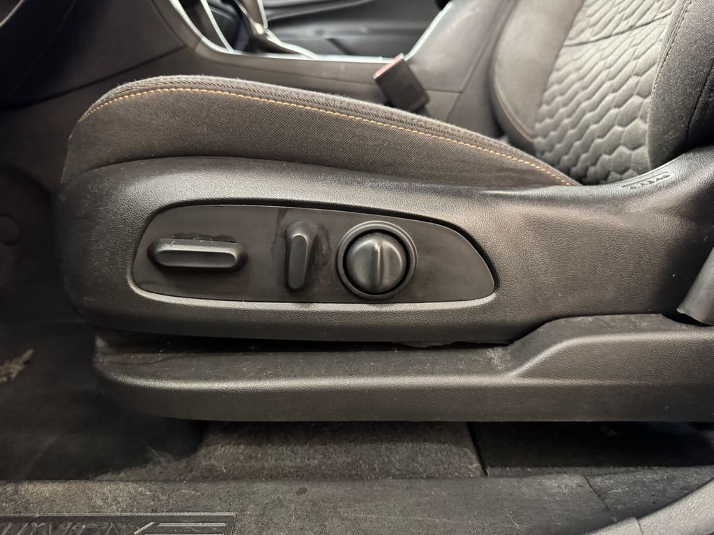 Used 2018 Blue Chevrolet LT image 16