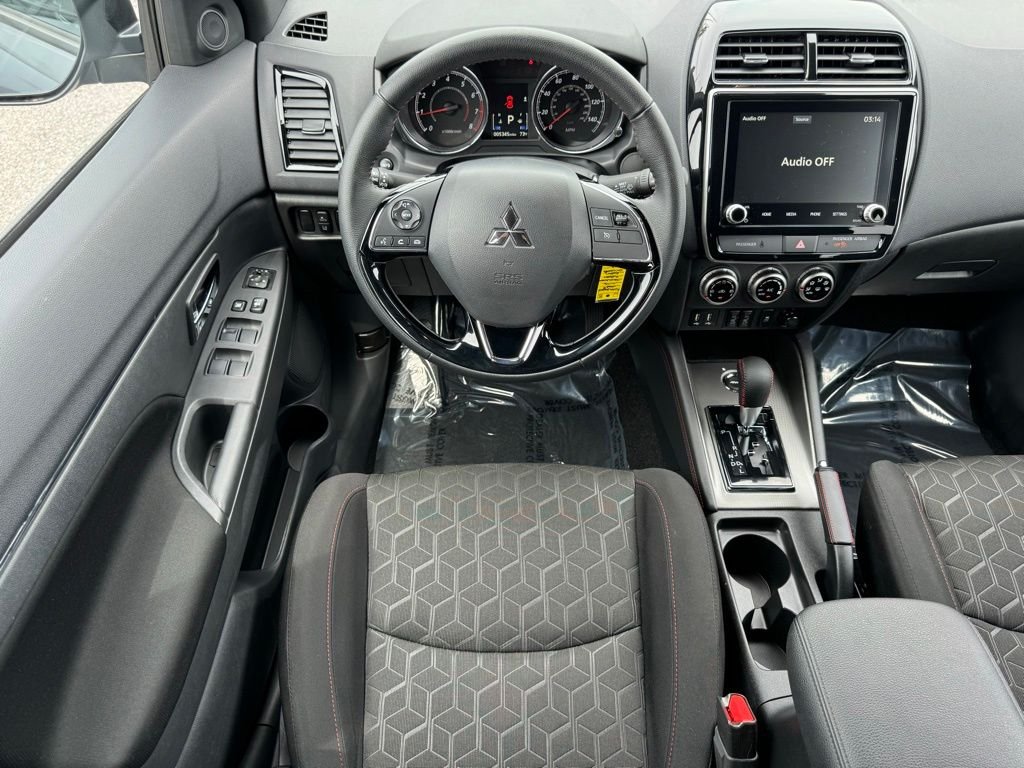 Used 2025  Mitsubishi 2.0 Trail Edition image 25