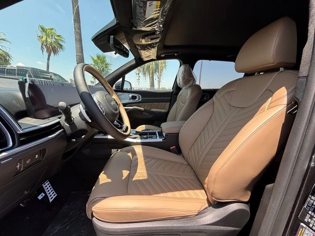 2025 Kia Sorento X-Line SX Prestige - Photo 12