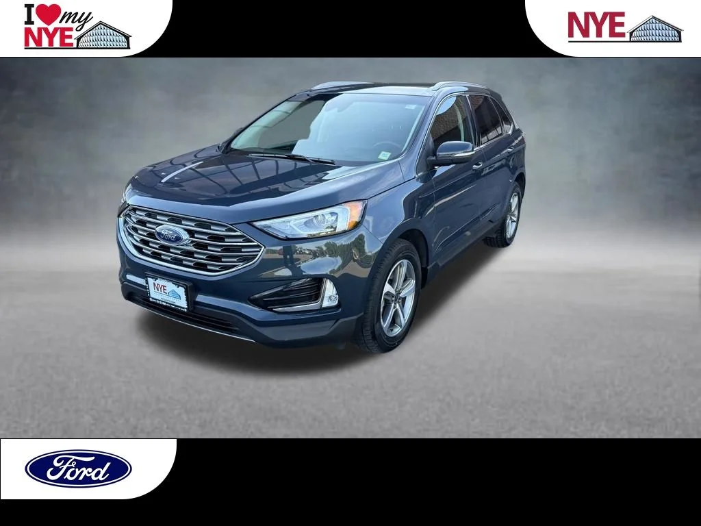 Used 2019 Green Ford SEL image 1
