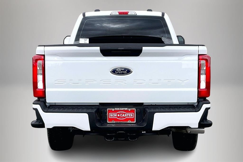 New 2026 Ford Super Duty F-250 XL 4D Crew Cab