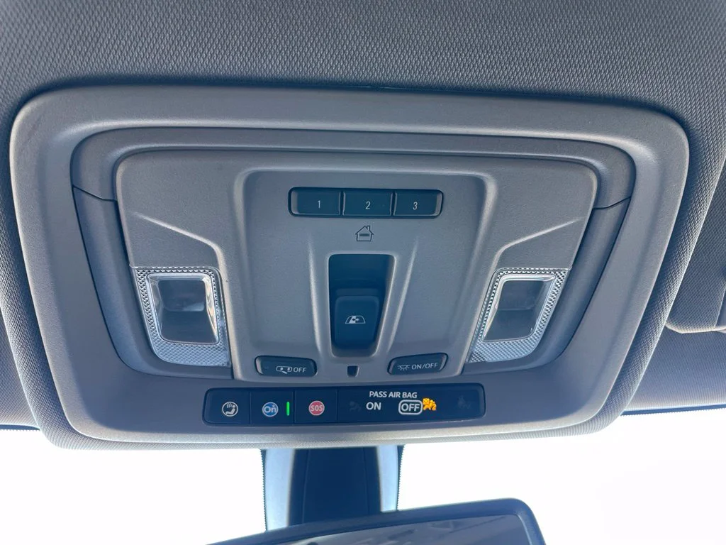 Used 2021 Gray Chevrolet RST image 40