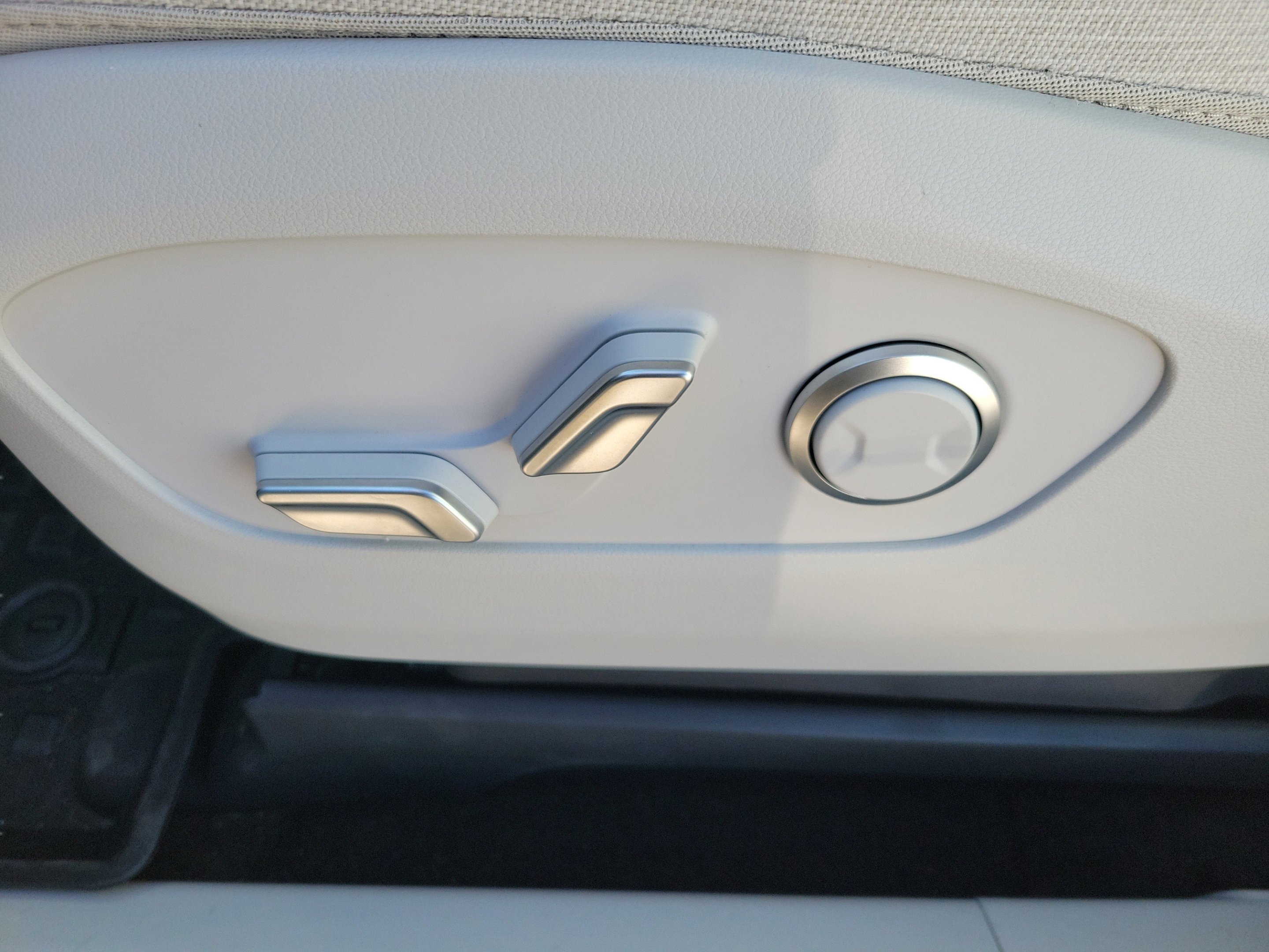 2026 Hyundai IONIQ 9 SE - Photo 18