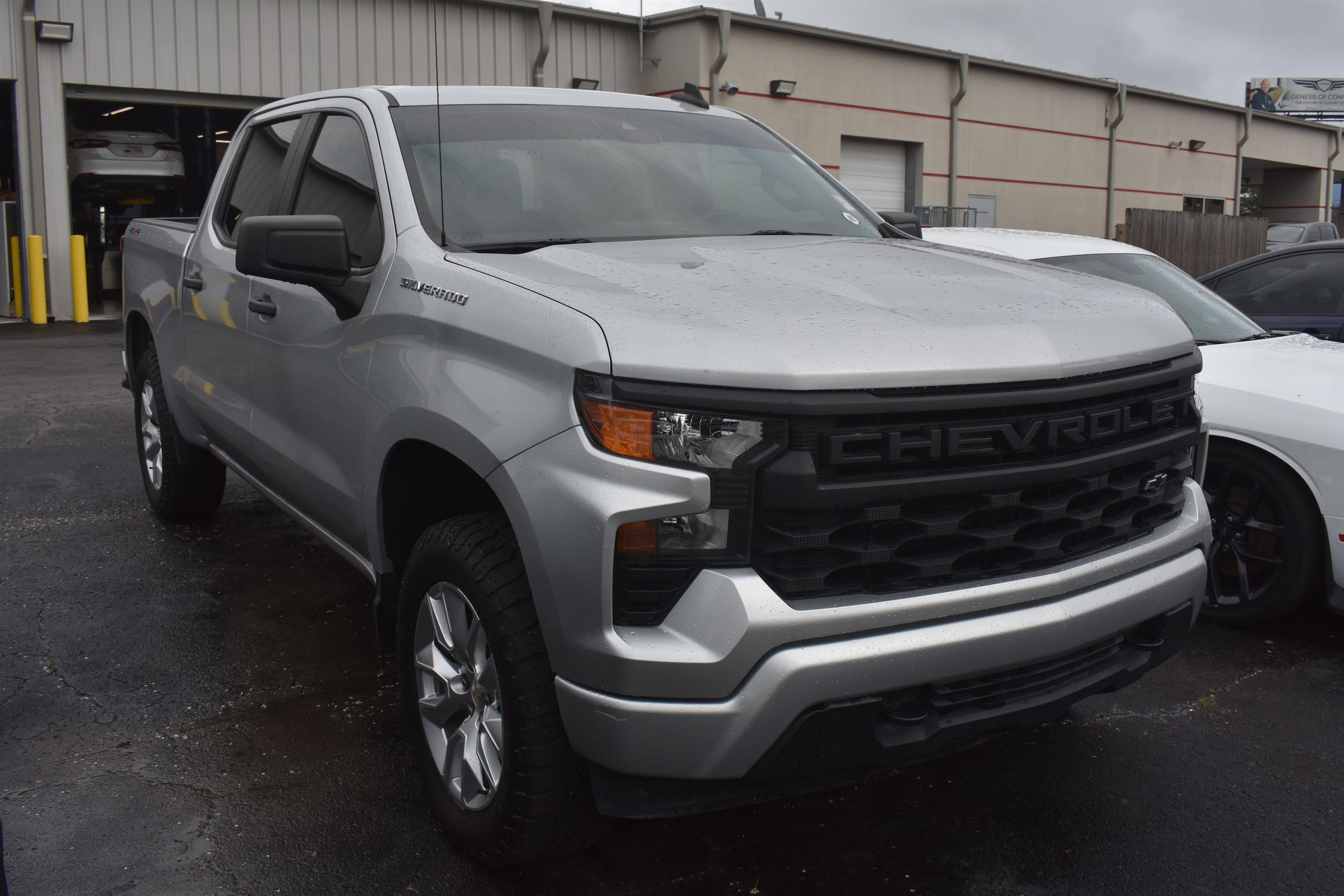 Used 2022 Chevrolet Silverado 1500 Custom with VIN 1GCPDBEK4NZ572202 for sale in Little Rock