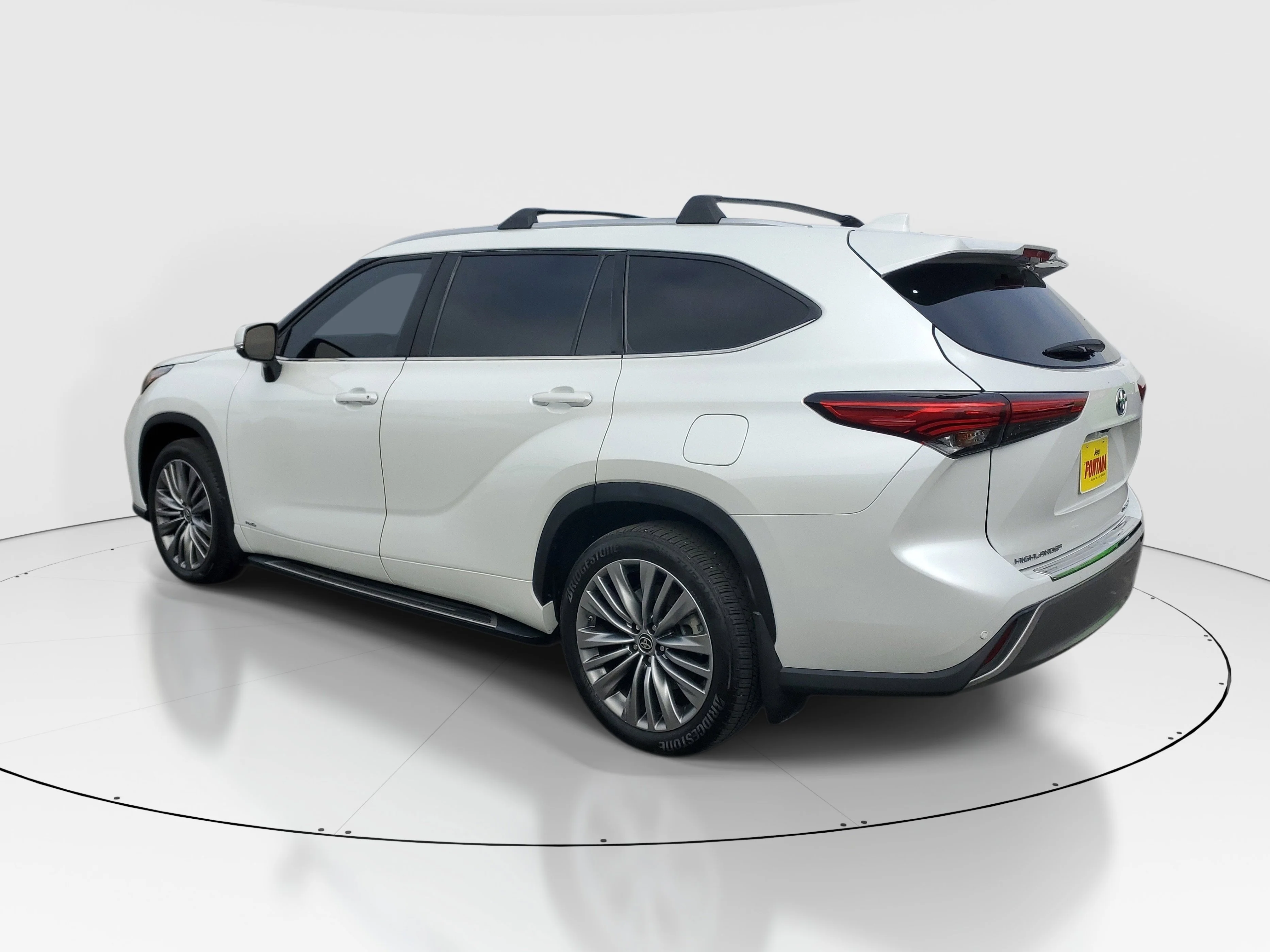 Certified Used 2022 Beige Toyota Platinum image 3