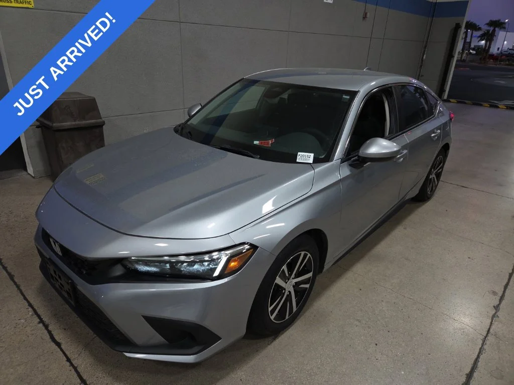 Used 2024  Honda LX image 1