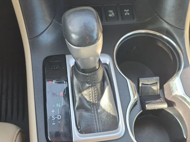 Used 2019 White Toyota Limited Platinum image 27