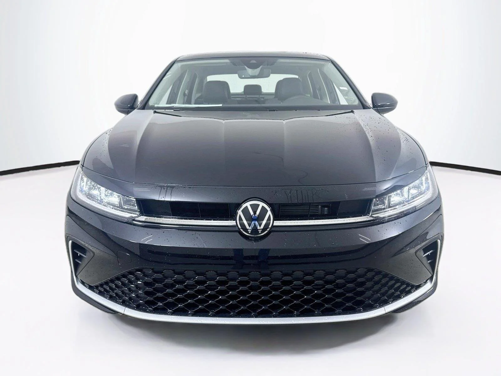 New 2027 Deep Black Pearl Volkswagen SE image 4