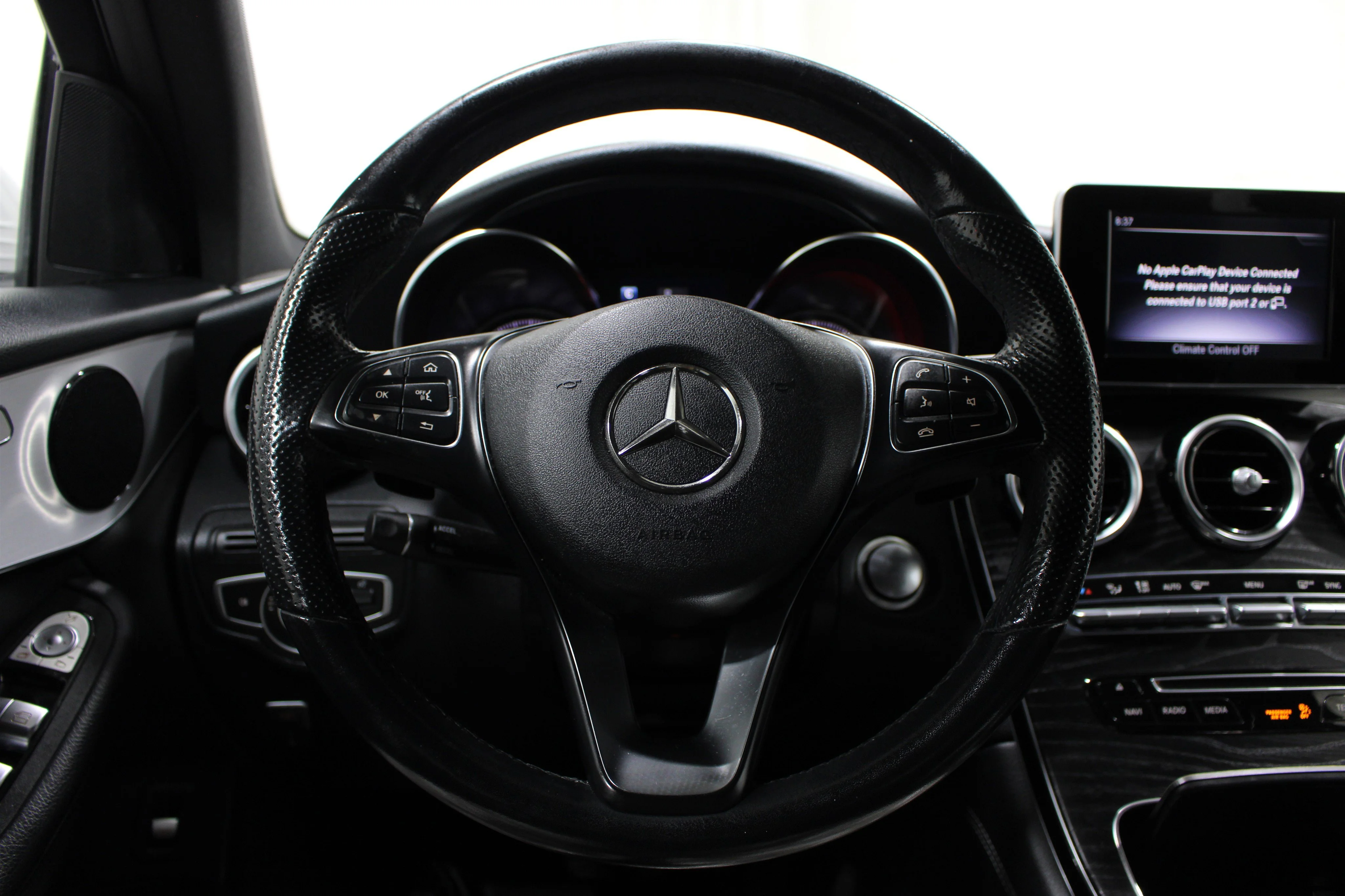 Used 2019 Polar White Mercedes-Benz GLC 300 image 12