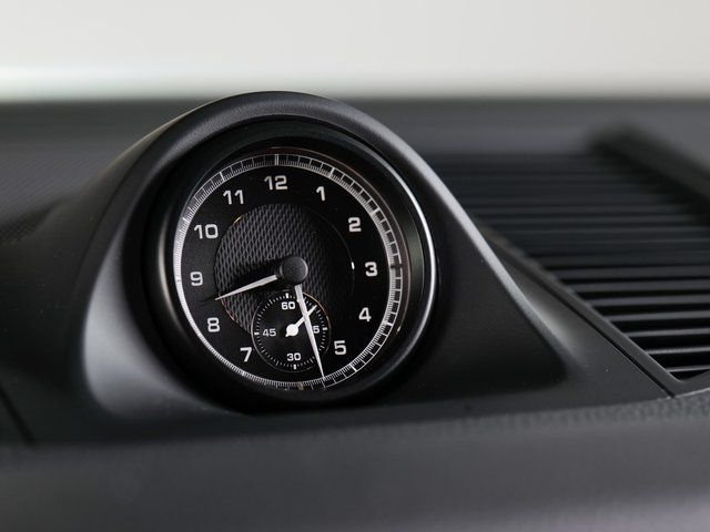 2025 Porsche Macan Base - Photo 22