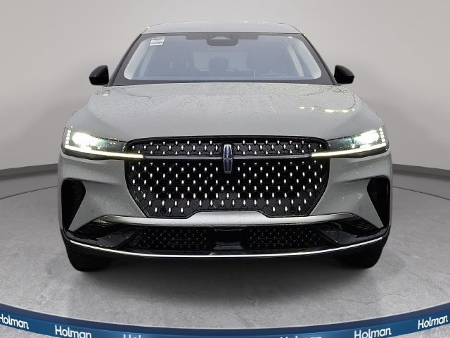 Used 2026 Gray Lincoln Premiere image 2