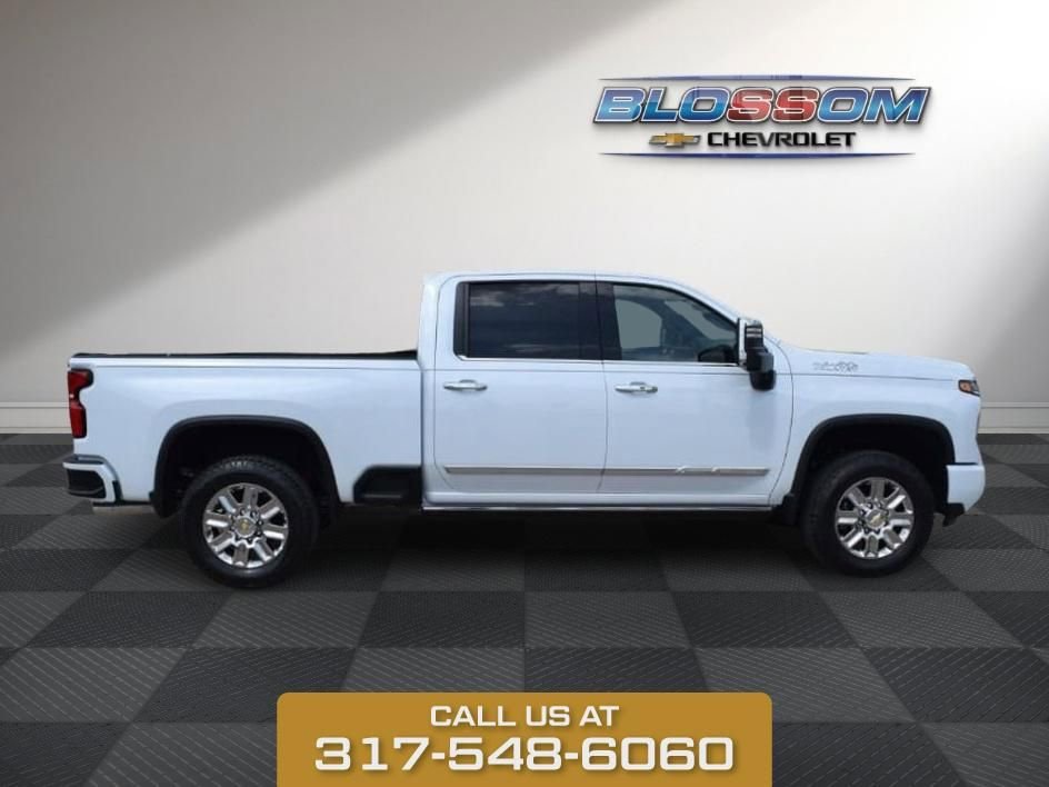 2026 Chevrolet Silverado 2500 HD High Country - Photo 9