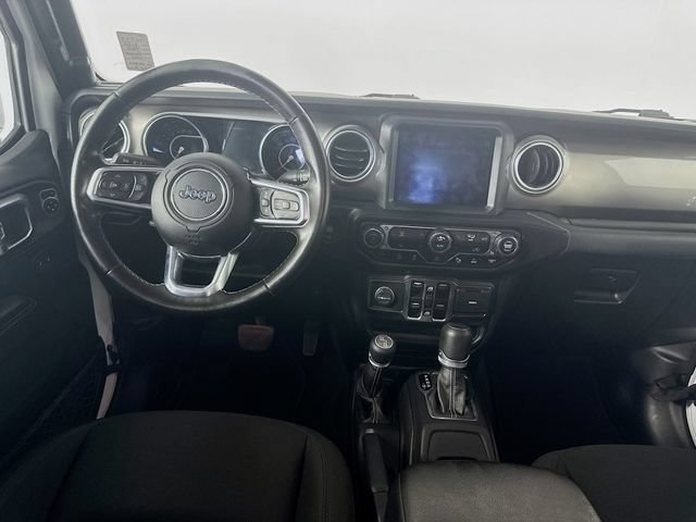 Used 2020 White Jeep Overland image 22