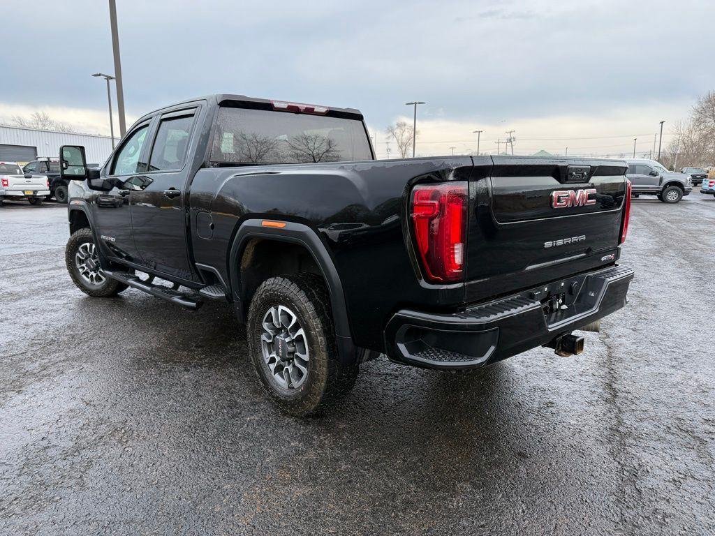 Used 2021 Onyx Black GMC AT4 image 4