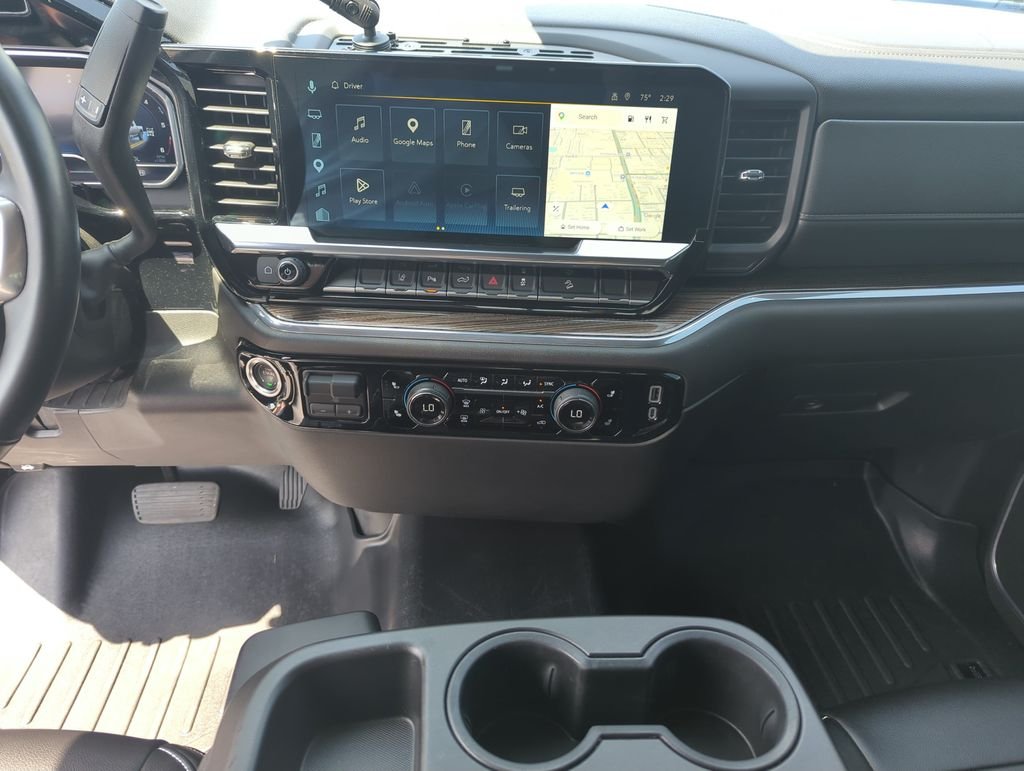 Used 2025 Gray Chevrolet LT image 25