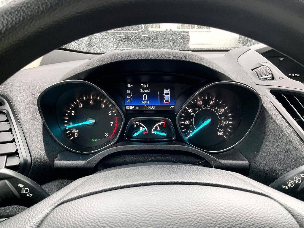 Used 2019 Silver Ford S image 15
