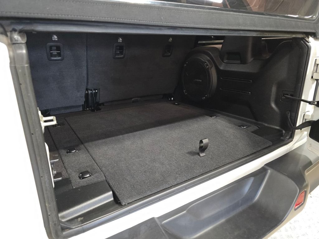 2023 Jeep Wrangler 4-Door Sahara - Photo 21