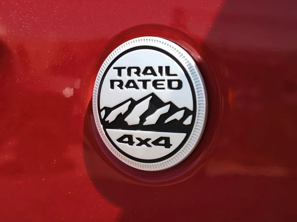 2023 Jeep Wrangler 4-Door Sahara - Photo 35
