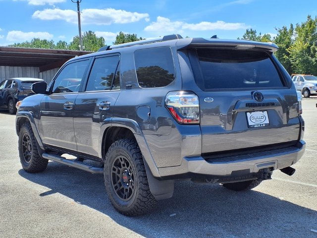 Used 2022 Gray Toyota SR5 Premium image 8