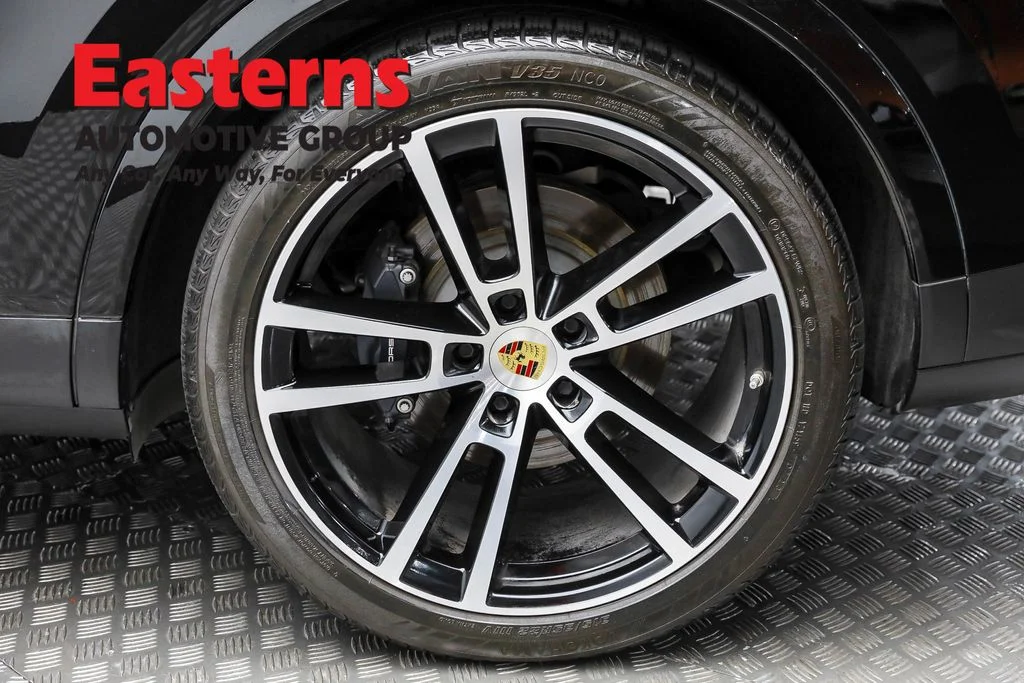 Used 2024 Black Porsche Base image 8