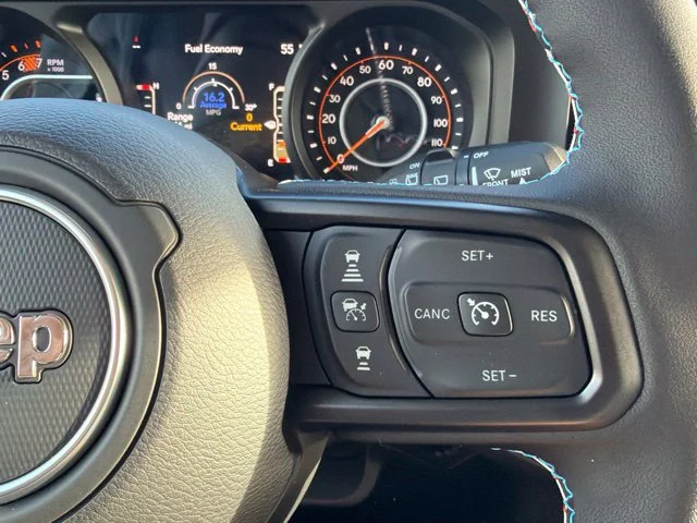 New 2026 White/off-white Jeep  image 20