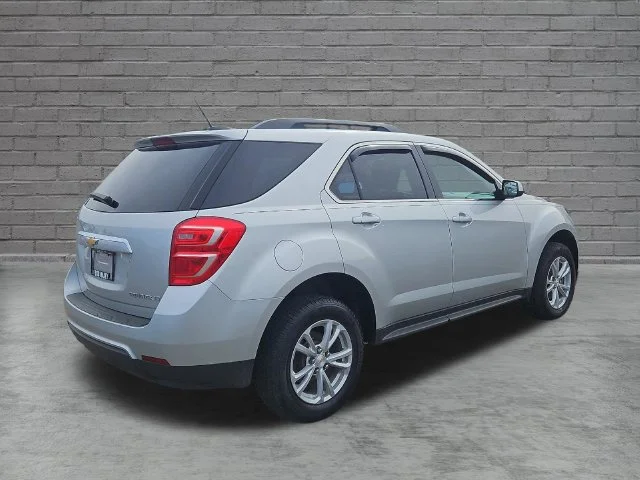 Used 2016 SILVER ICE METALLIC Chevrolet LT image 5